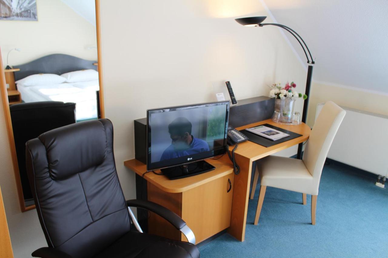 H+ Hotel Erfurt Ngoại thất bức ảnh