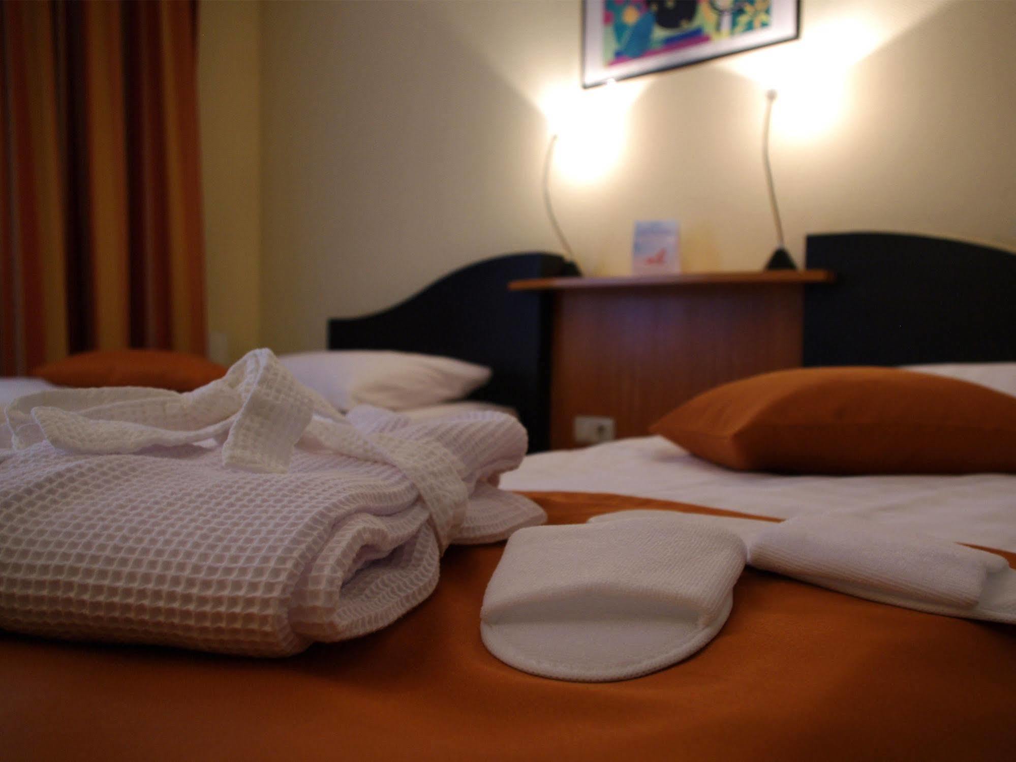H+ Hotel Erfurt Ngoại thất bức ảnh