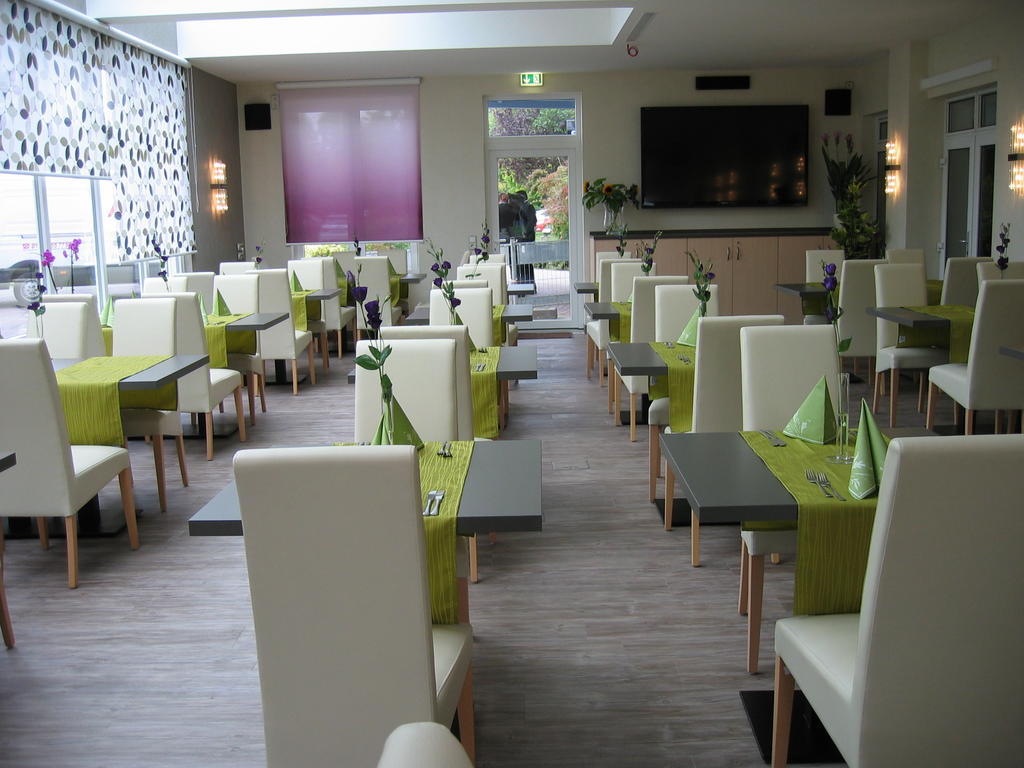 H+ Hotel Erfurt Ngoại thất bức ảnh