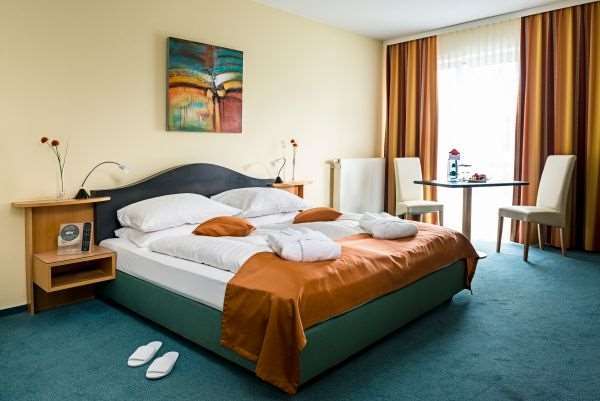 H+ Hotel Erfurt Phòng bức ảnh